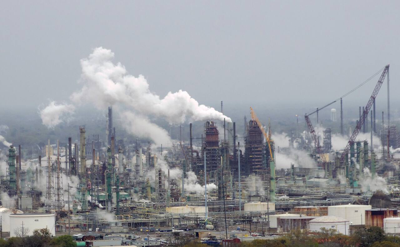 Gulf Coast refinery — plant and industrial staffing